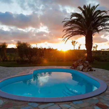Villa Charmante 3 Etoiles A Biarritz Anglet, Piscine Privee Et Jardin.